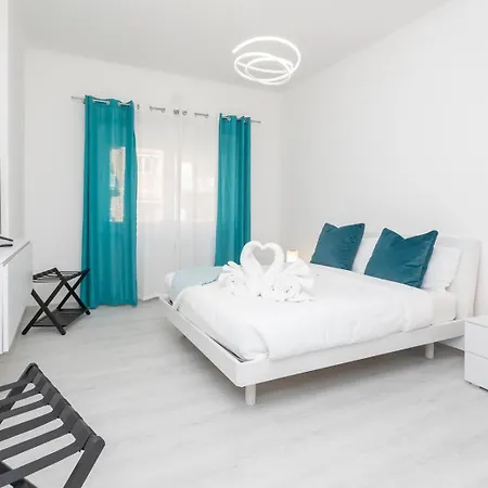 Sunny Apartment- Marco Celio Rufo - Metro A * Rom