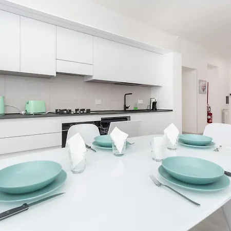 Sunny Apartment- Marco Celio Rufo - Metro A Apartment *