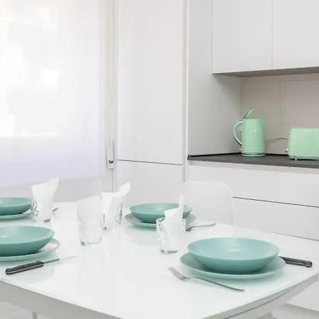 Apartment Sunny Apartment- Marco Celio Rufo - Metro A *
