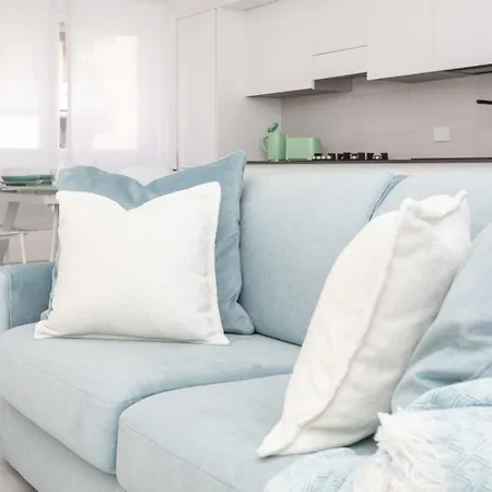 Apartment Sunny Apartment- Marco Celio Rufo - Metro A *