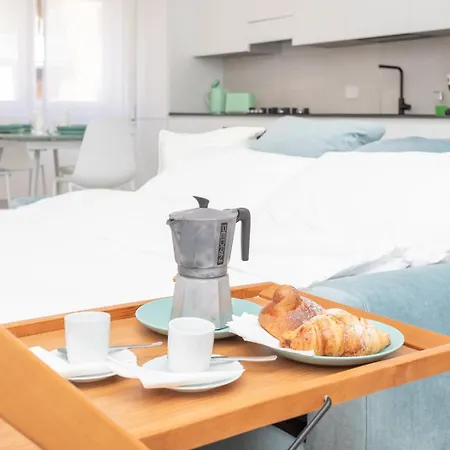 Sunny Apartment- Marco Celio Rufo - Metro A Apartment Rom