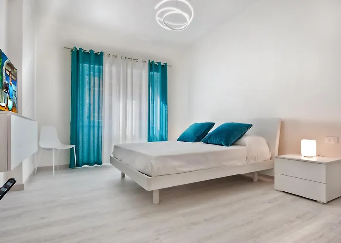 Sunny Apartment- Marco Celio Rufo - Metro A Apartamento