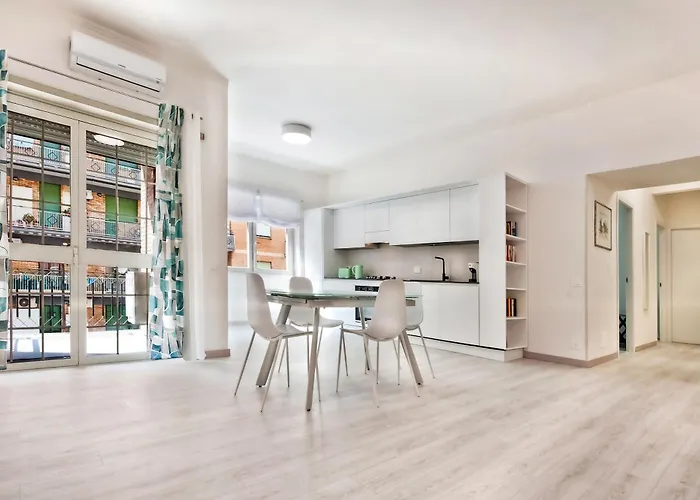 Sunny Apartment- Marco Celio Rufo - Metro A Apartamento